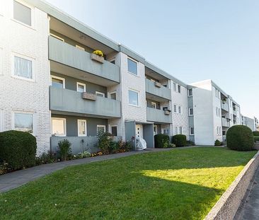 Mit Balkon! Gepflegte 1 1/2-Zimmer-Wohnung in Bremerhaven-Lehe - Foto 2