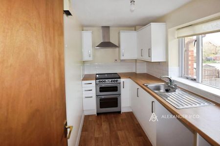 1 bedroom coach house to rent - Photo 4