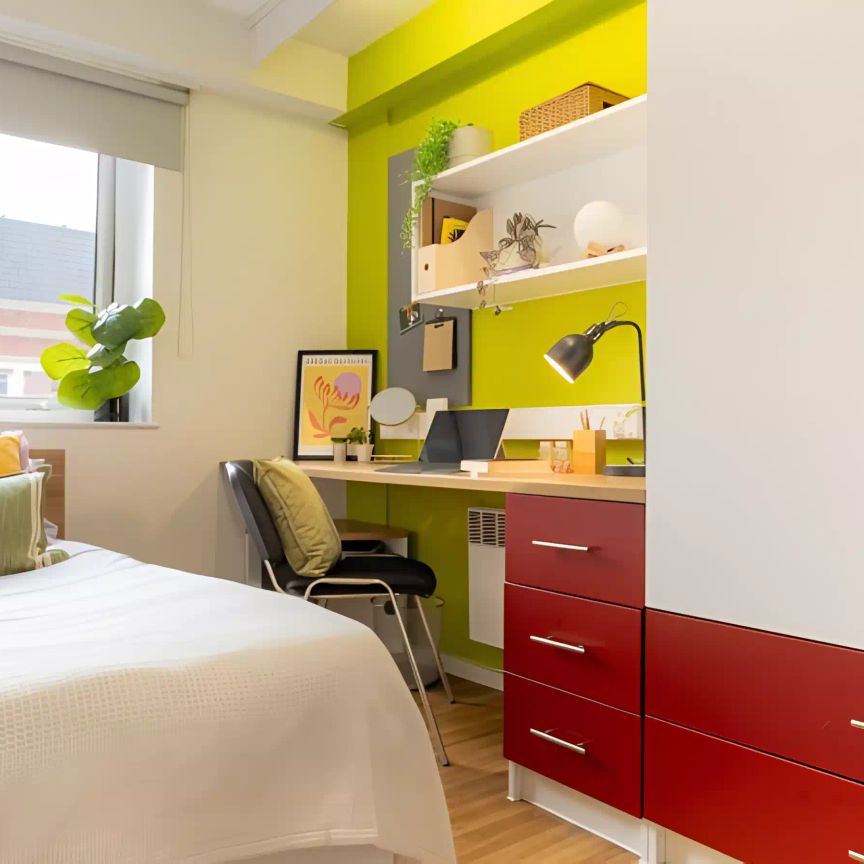 Silver Room - Photo 1