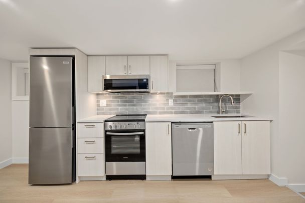 For Lease - 451 Lansdowne Avenue Unit# Basement Front Unit, Toronto, Ontario - Photo 1