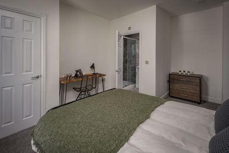 1 bedroom in a house share to rent - Photo 5