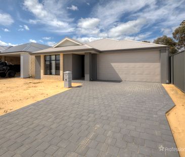 25 Gunbower Circuit, Baldivis WA 6171 - Photo 4