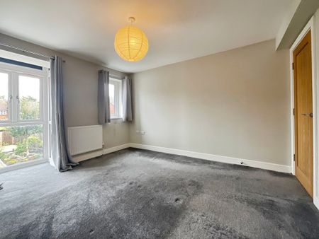 3 bedroom Town House to let - Photo 4