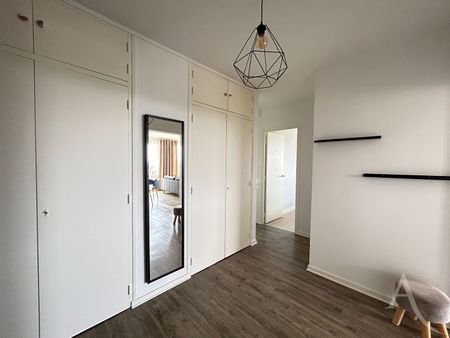 Location Appartement 3 pièces 75m² - Photo 5