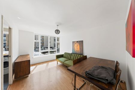 Fishguard Way, London, E16 2RG - Photo 2