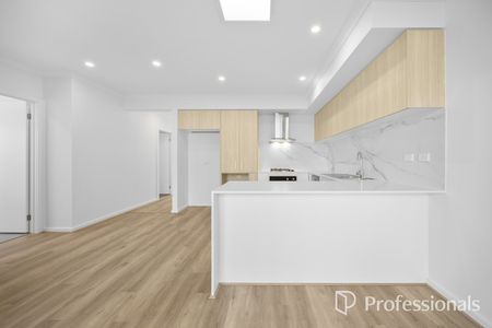 Stylish, Brand-New Family Living in Clyde North - Photo 5