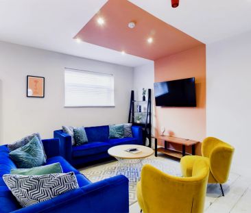 Flat 5 - 4 Bedroom House - Photo 1