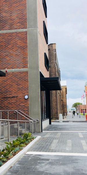 Affordable modern 2 bedroom unit - Photo 1