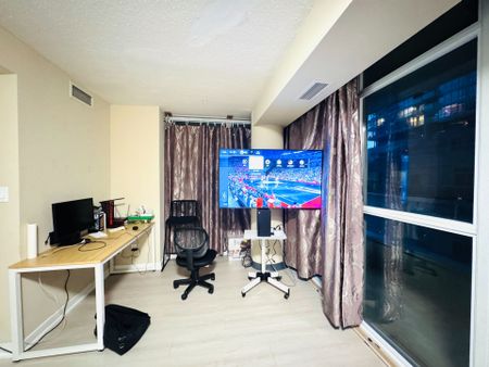 For Lease - 126 Simcoe Street Unit# 604, Toronto, Ontario - Photo 3