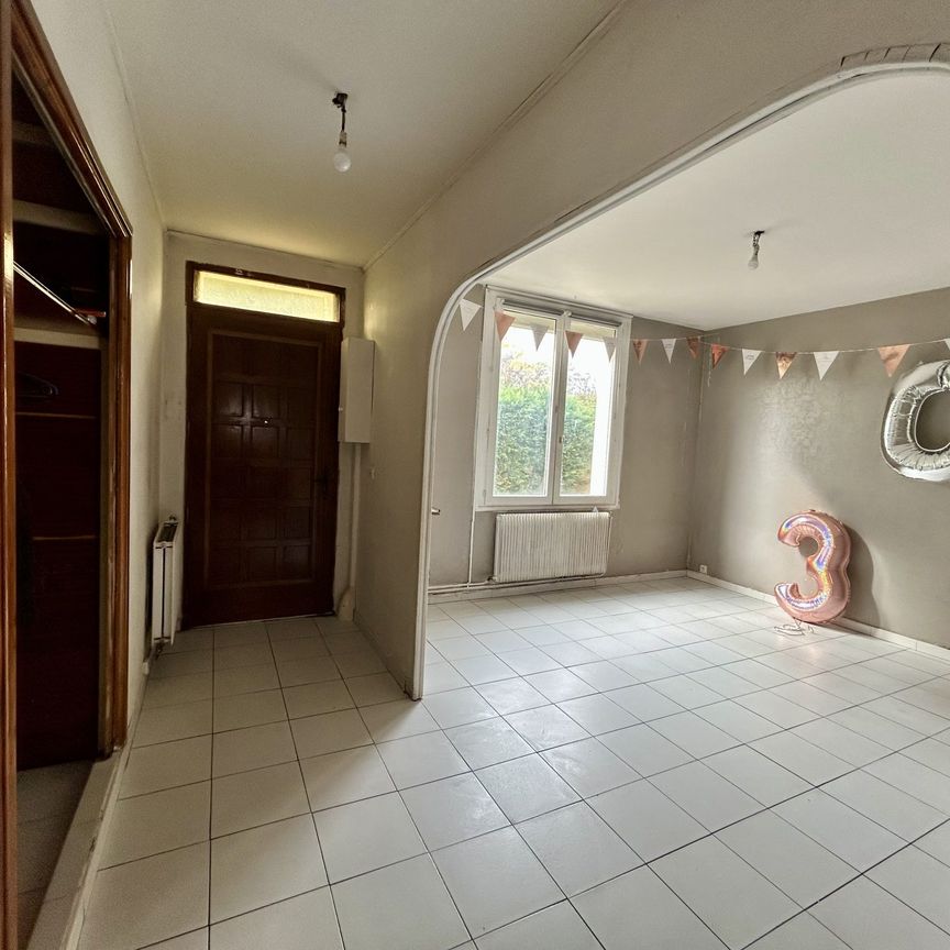 Location Appartement 3 pièces 66m² ST PRIEST 69800 - Photo 1