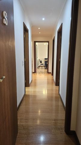 Apartamento em Sampaio-Alumiara-Verdinho, Canidelo - Photo 4