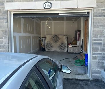 For Lease - 1009 LOCKIE Drive, Oshawa, Ontario - Photo 1