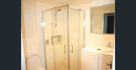 Near New 2 Bedroom Granny Flat - Photo 2