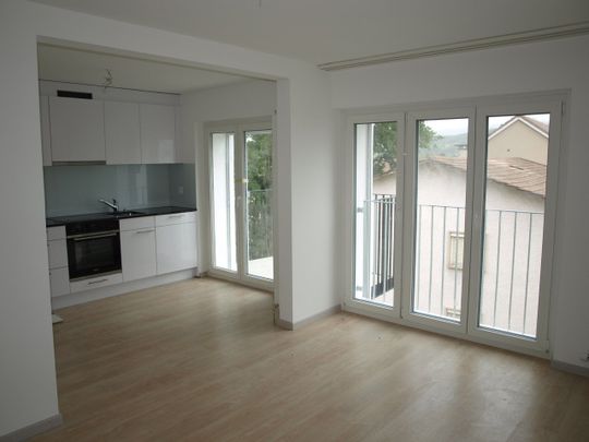 Schöne 2.5 Zi. Attika-Wohnung in Münchenstein - Photo 1
