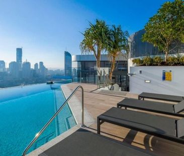 Premium Furnished 2-Bedroom Apartment in Lucid — Inner-City Luxury ... - Photo 1