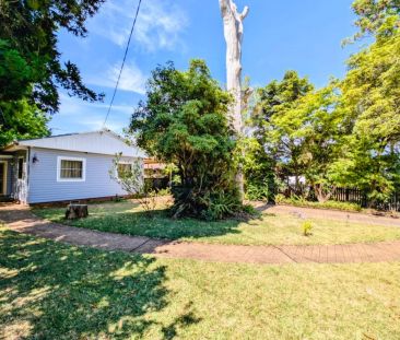 Peaceful Blue Mountains Living in the Heart of Warrimoo - Photo 3