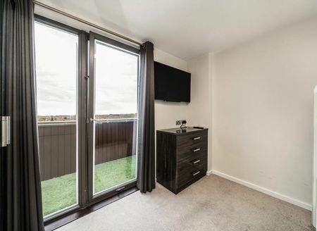 Robertson Road Canning Town, E16 - Photo 3