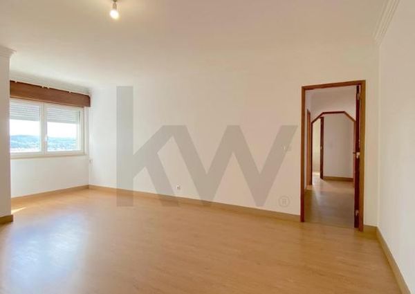 Apartamento T3 em Lisboa