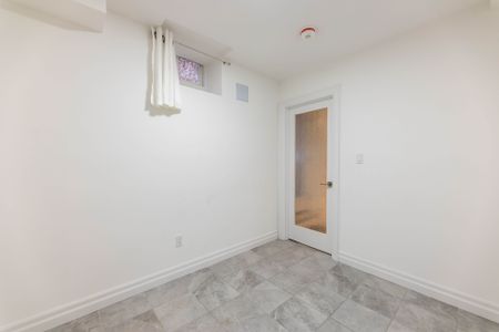 For Lease - 244 Roxton Road Unit# Lower Level, Toronto, Ontario - Photo 3