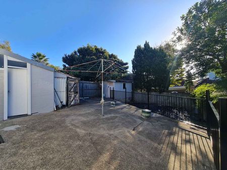 3 Bedroom House - Photo 5
