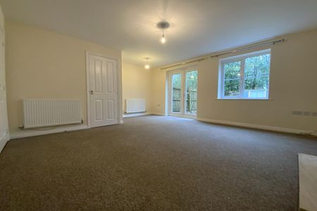 3 bedroom terraced house to rent - Photo 2