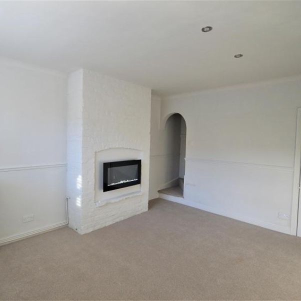2 Bedroom Terraced To Let - Photo 1