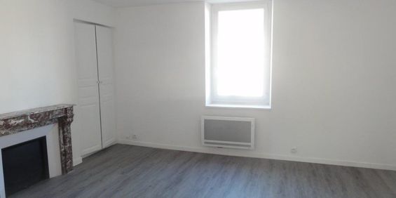 Location Appartement 1 pièce Meublé 31m² LE CREUSOT 71200 - Photo 3