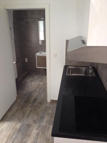 TE HUUR: Appartement met 1 slaapkamer te Antwerpen. - Foto 5