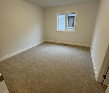 For Lease - 42 Del Ray Crescent, Wasaga Beach, Ontario - Photo 4