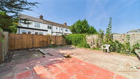 3 bedroom property to rent - Photo 3