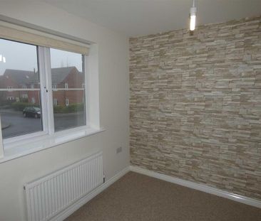 4 bedroom townhouse to rent - Photo 5