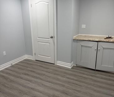 For Lease - 19801 Leslie Street Unit# Bsmt, East Gwillimbury, Ontario - Photo 6