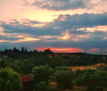 Μονοκατοικία για ενοικίαση Τρίλοφο (Μίκρα) - Φωτογραφία 2