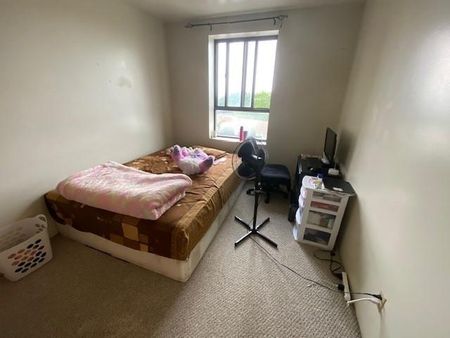 17 Eldon Hall Place Unit 612 - 2 bed, 1 bath - $200 GIFT CARD WITH NOV 1 LEASE - Photo 3