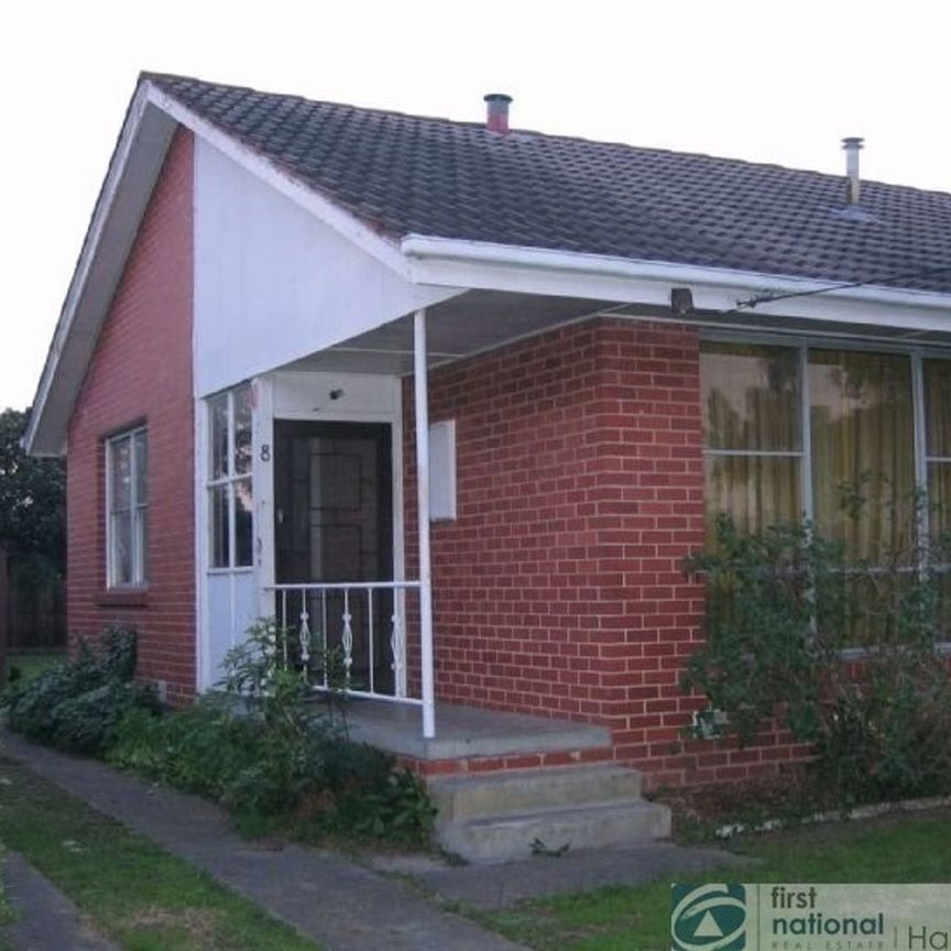 Located in the heart of Doveton - Photo 2