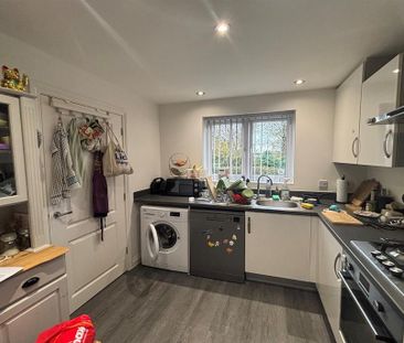 3 bedroom terraced house to rent - Photo 6