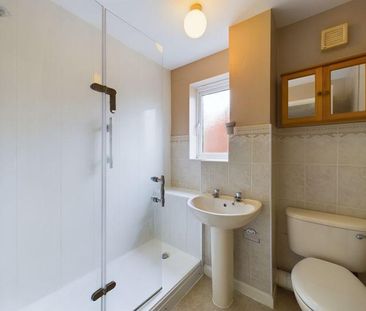 3 bedroom semi-detached house to rent - Photo 6