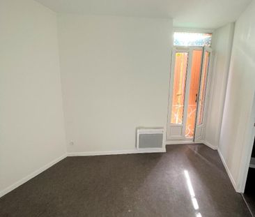Location Appartement 2 pièces 30m² LESCURE D ALBIGEOIS 81380 - Photo 5