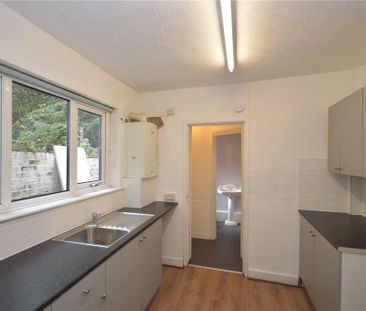 3 bedroom terraced house to rent - Photo 6