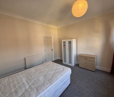 Garth Terrace, Burton Stone Lane - P10897 - Photo 3