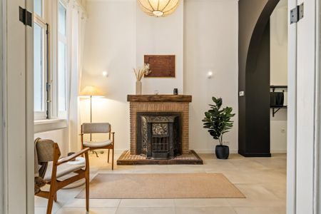 Prachtig gerenoveerd herenhuis in de gewilde Zurenborg wijk! - Photo 3