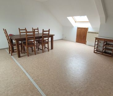 Location Appartement 3 pièces 55m² HAUTMONT 59330 - Photo 2