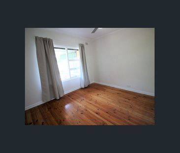 Updated 2 bedroom unit - Photo 3