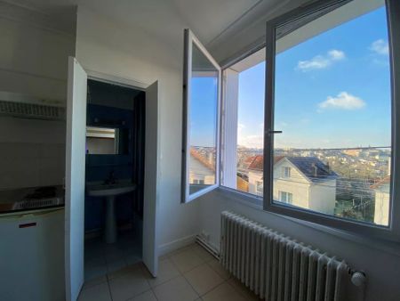 Studio de 15.8 m² AVENUE DES TERRASSES - Photo 4