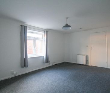 Queens Place Albion Road, Great Yarmouth - Photo 3