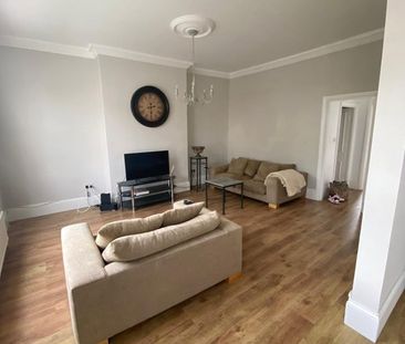 1 Bed Flat, Highlever Road, W10 - Photo 2