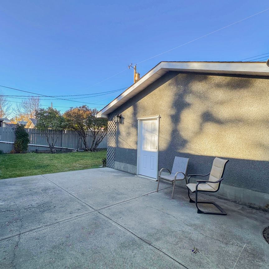 Charming Acadia Home – Double Garage & Quiet Neighborhood Special Incentive - Photo 1