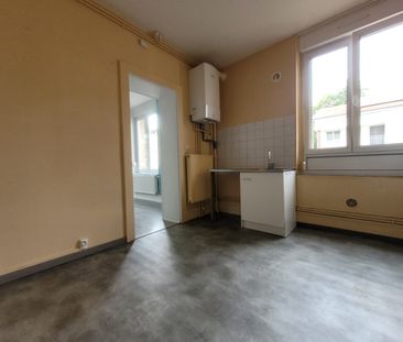 Location Appartement 4 pièces 77m² - Photo 5