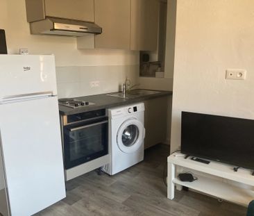 Location Appartement 1 pièce 15m² GRASSE 06130 - Photo 6