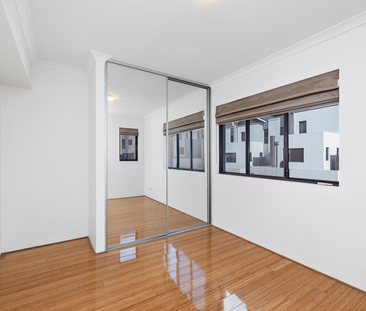 4/45-47 Stuart Street, Perth, WA 6000 - Photo 1